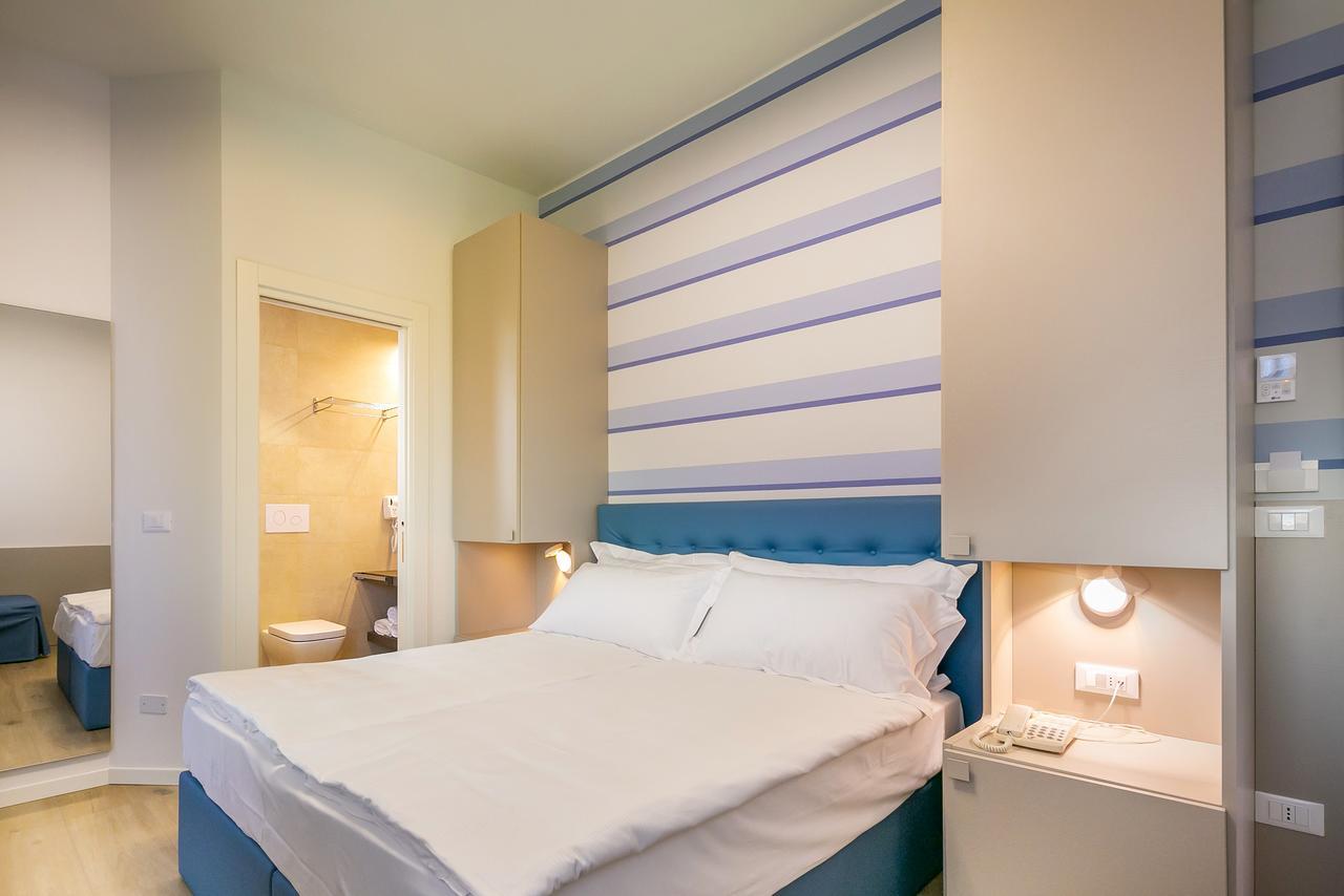 Hotel Le Lampare カオルレ エクステリア 写真