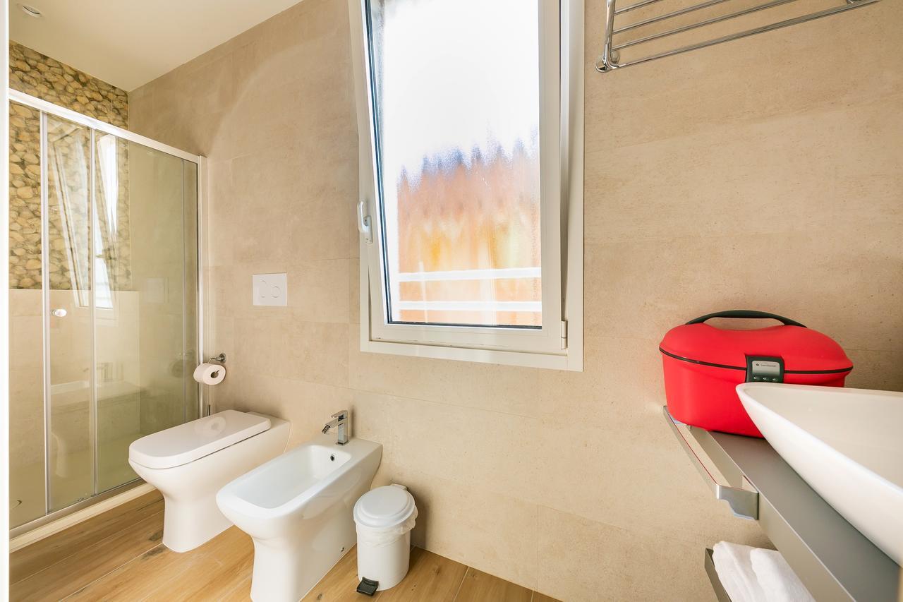 Hotel Le Lampare カオルレ エクステリア 写真