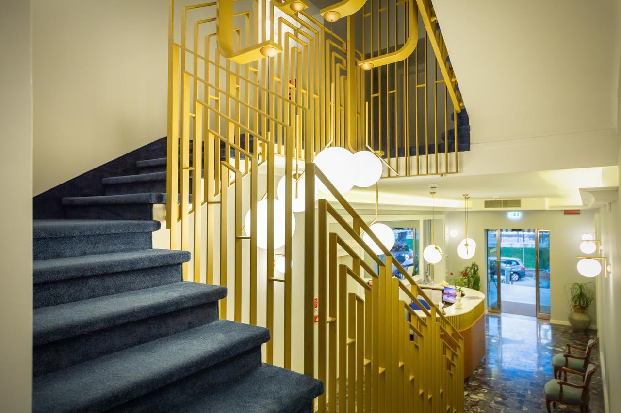 Hotel Le Lampare カオルレ エクステリア 写真