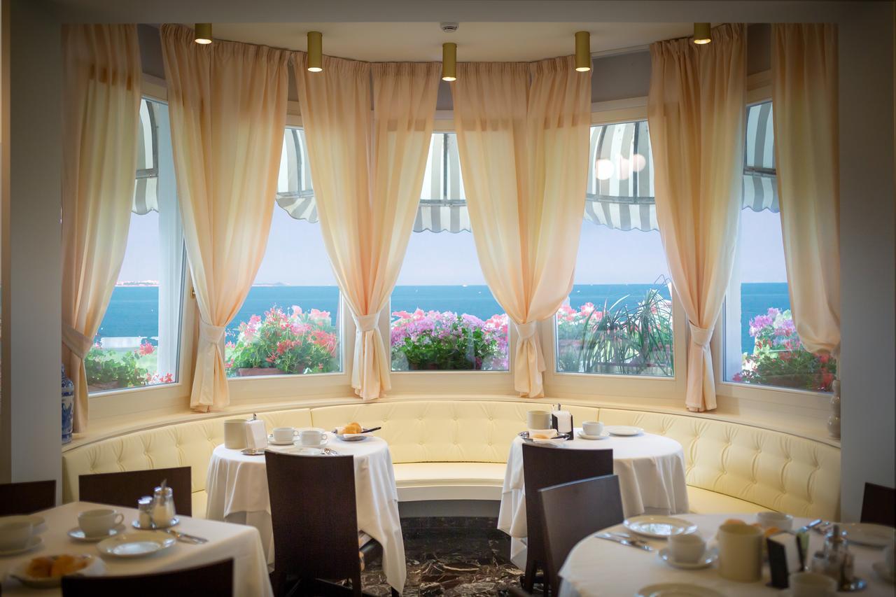 Hotel Le Lampare カオルレ エクステリア 写真